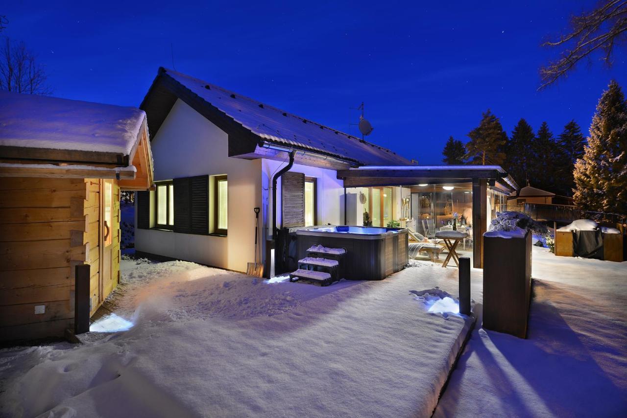 Rekreacni Domek Kobylnice Lipno Lipno nad Vltavou Exterior photo